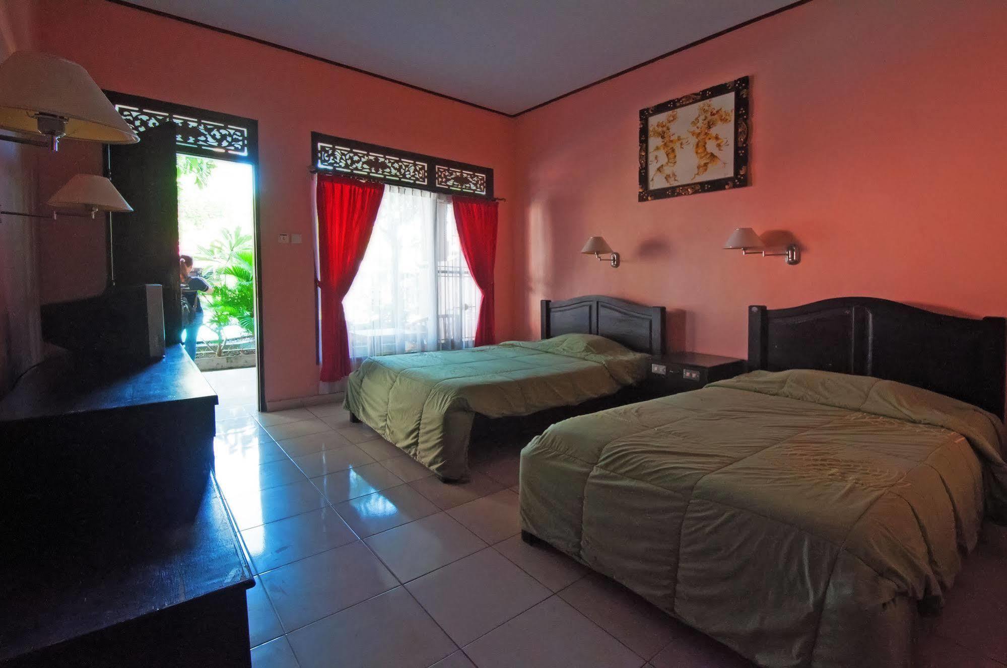 Pesona Beach Inn Kuta Lombok Exterior foto