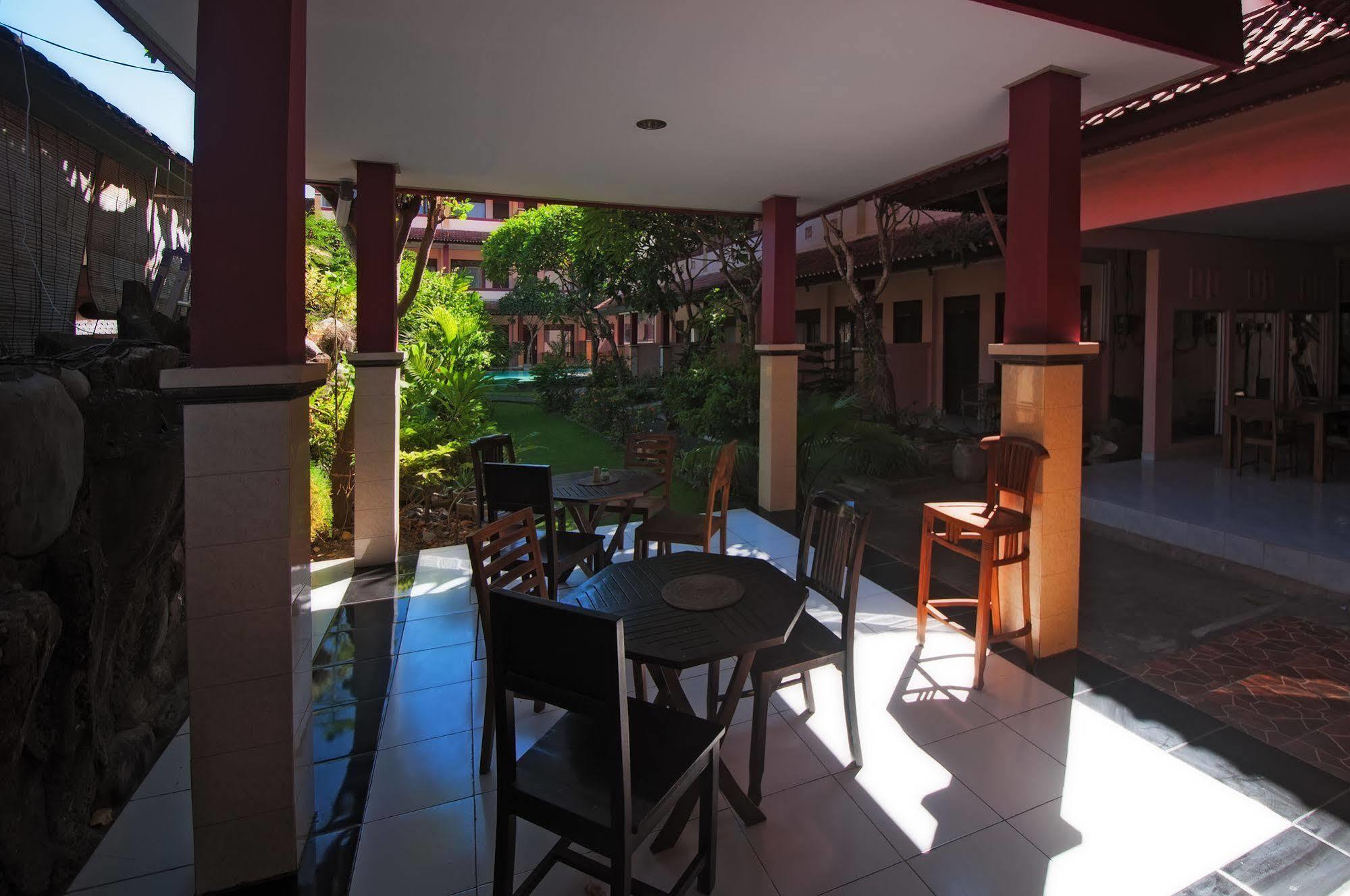 Pesona Beach Inn Kuta Lombok Exterior foto